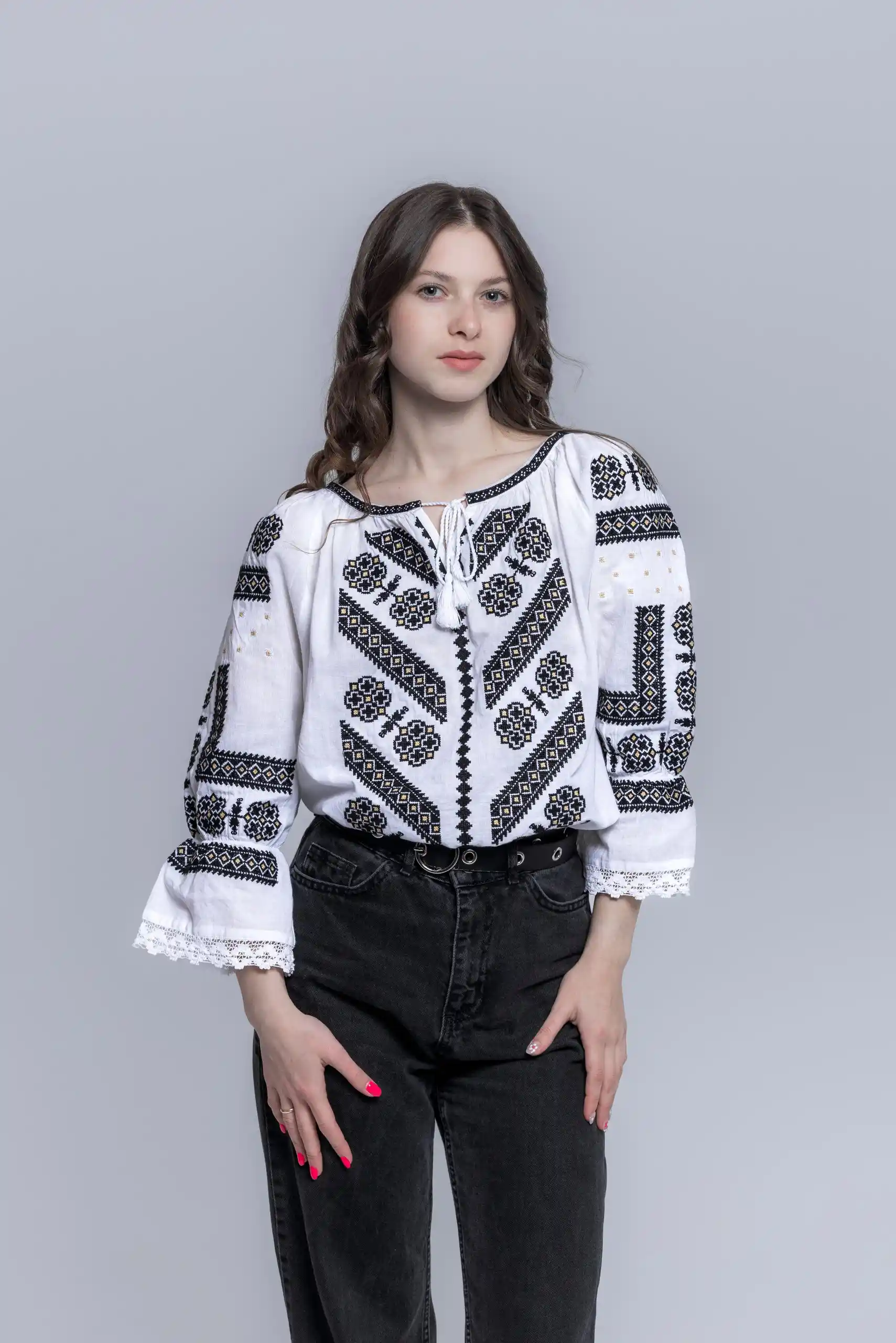 Ie tradițională Claudia