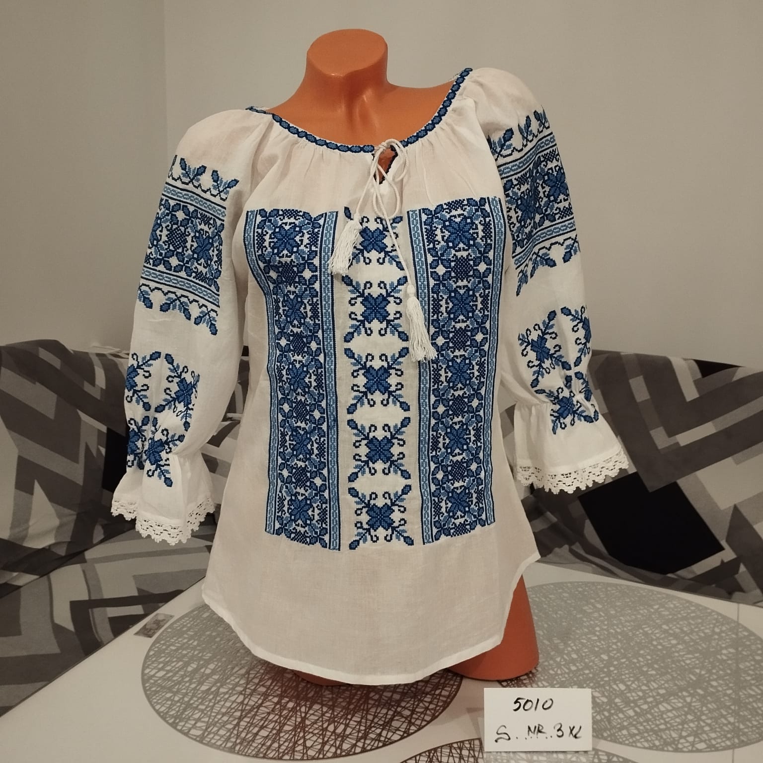 Ie tradițională Elvira albastru