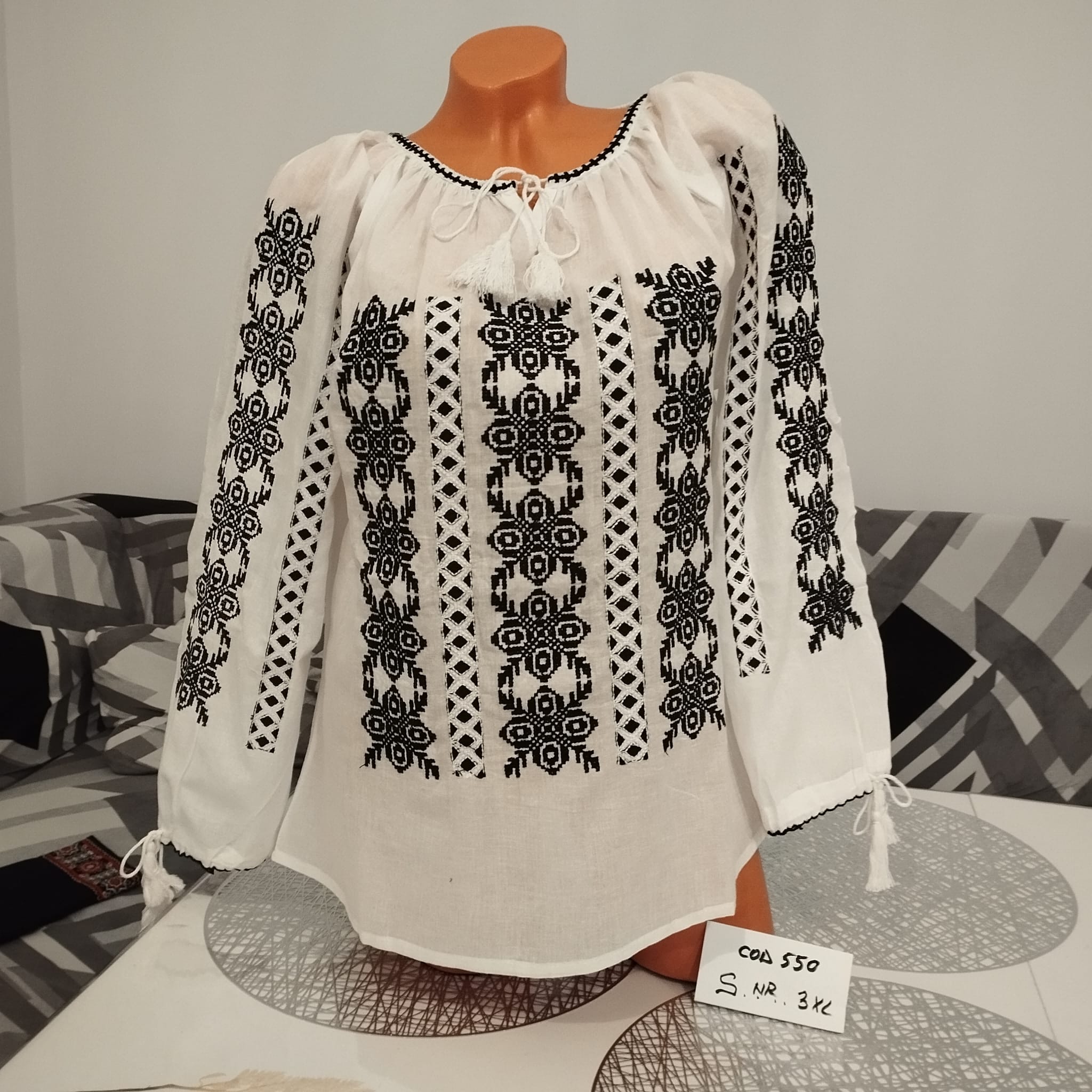 Ie tradițională Ilinca