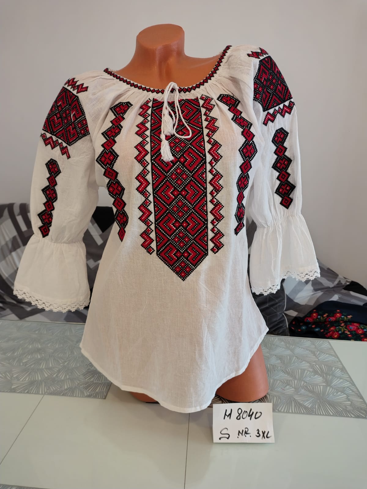 Ie tradițională Ancuța