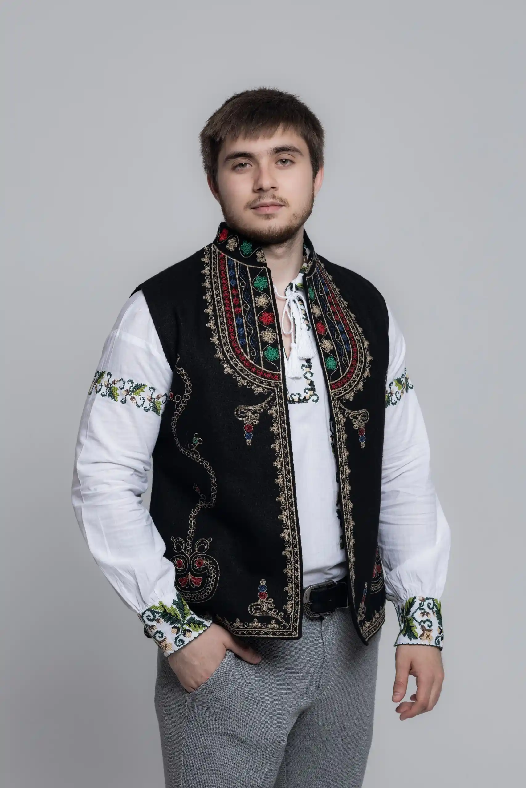 Vestă tradițională Augustin