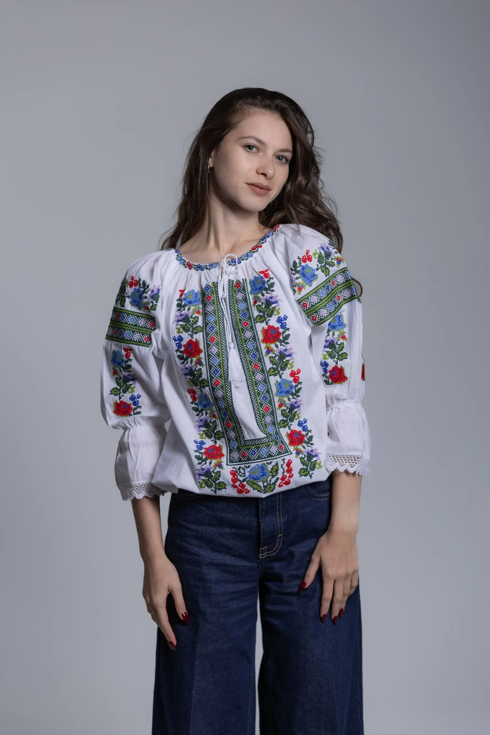 Ie tradițională Sabina